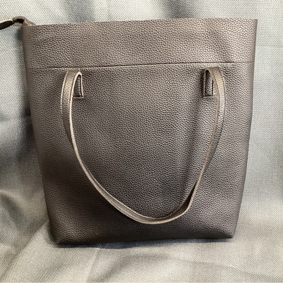 Handbag - Picture 3 of 4